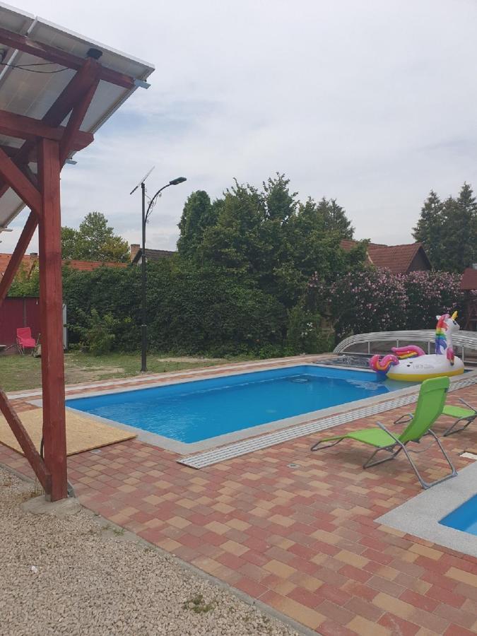 Ponty Orso Vendeghaz Villa Nagybaracska Exterior photo